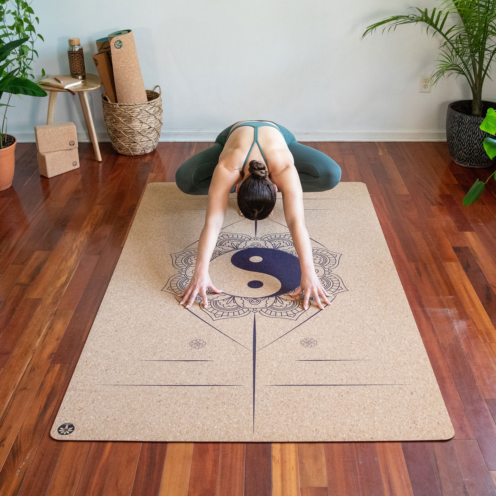 Extra Large Cork Yoga Mat with Alignment Lines - Nomad XL – Yoloha
