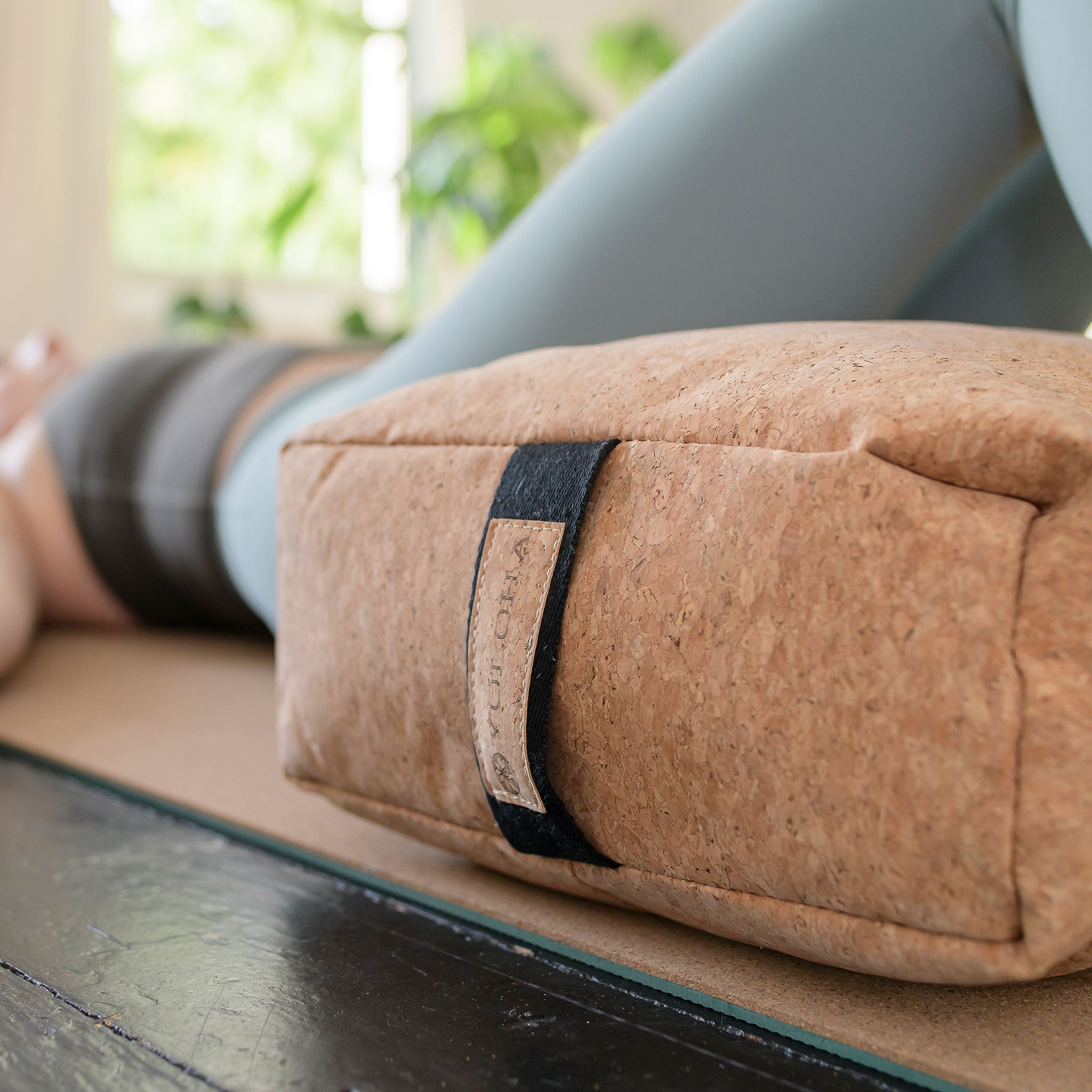 Yoloha Yoga Cork Bolster - Thumbnail 2
